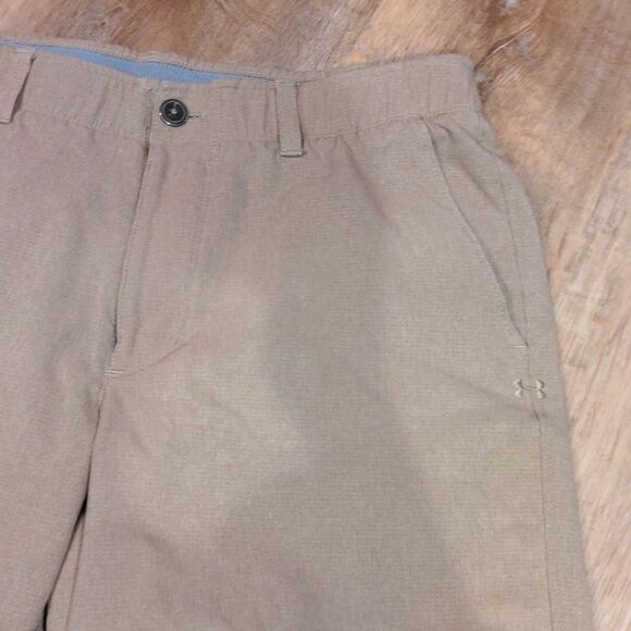 Like new under armour men's shorts heat gear size 34 - Picture 9 of 9